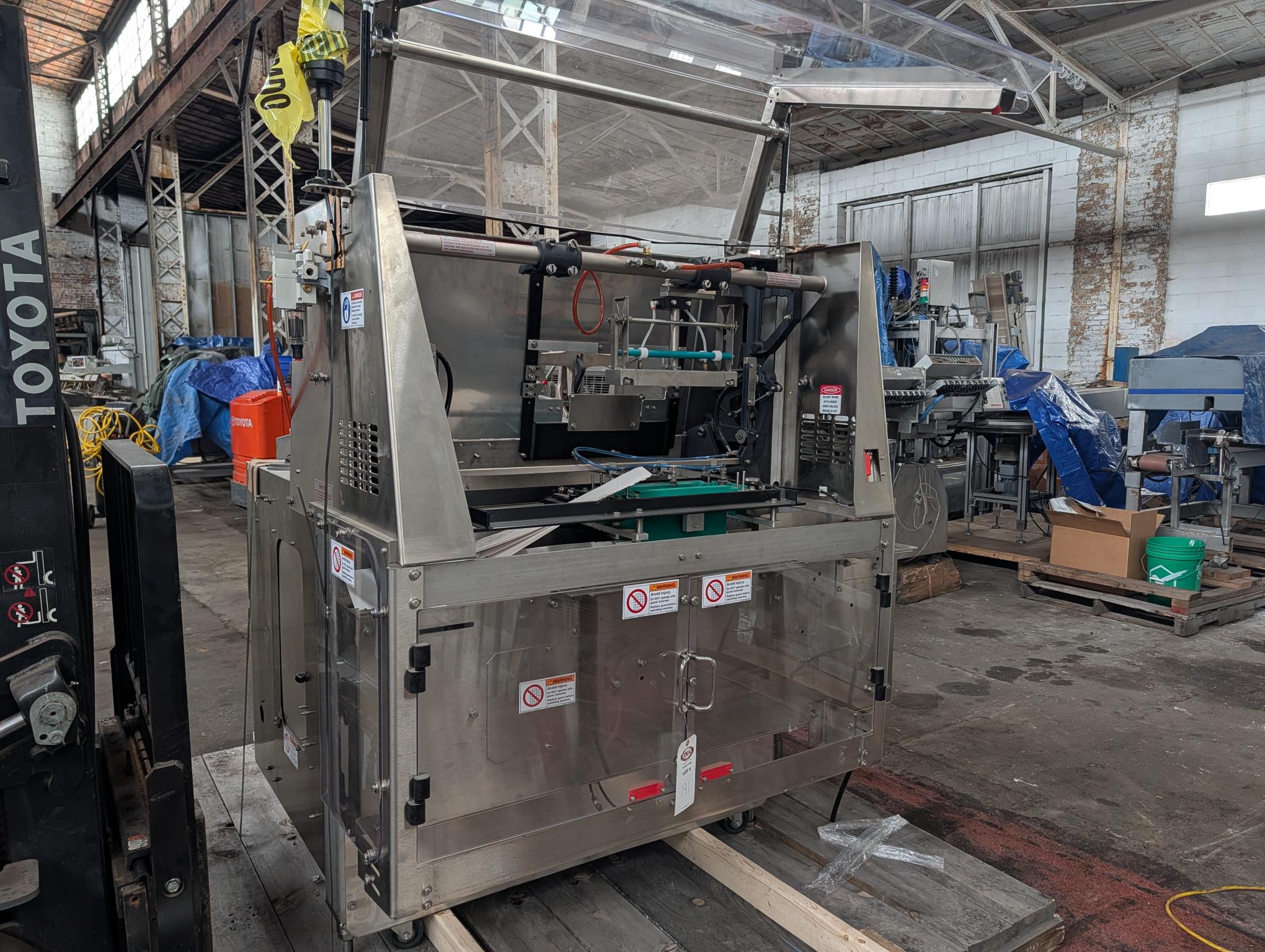 Klik-Lok Tray Former