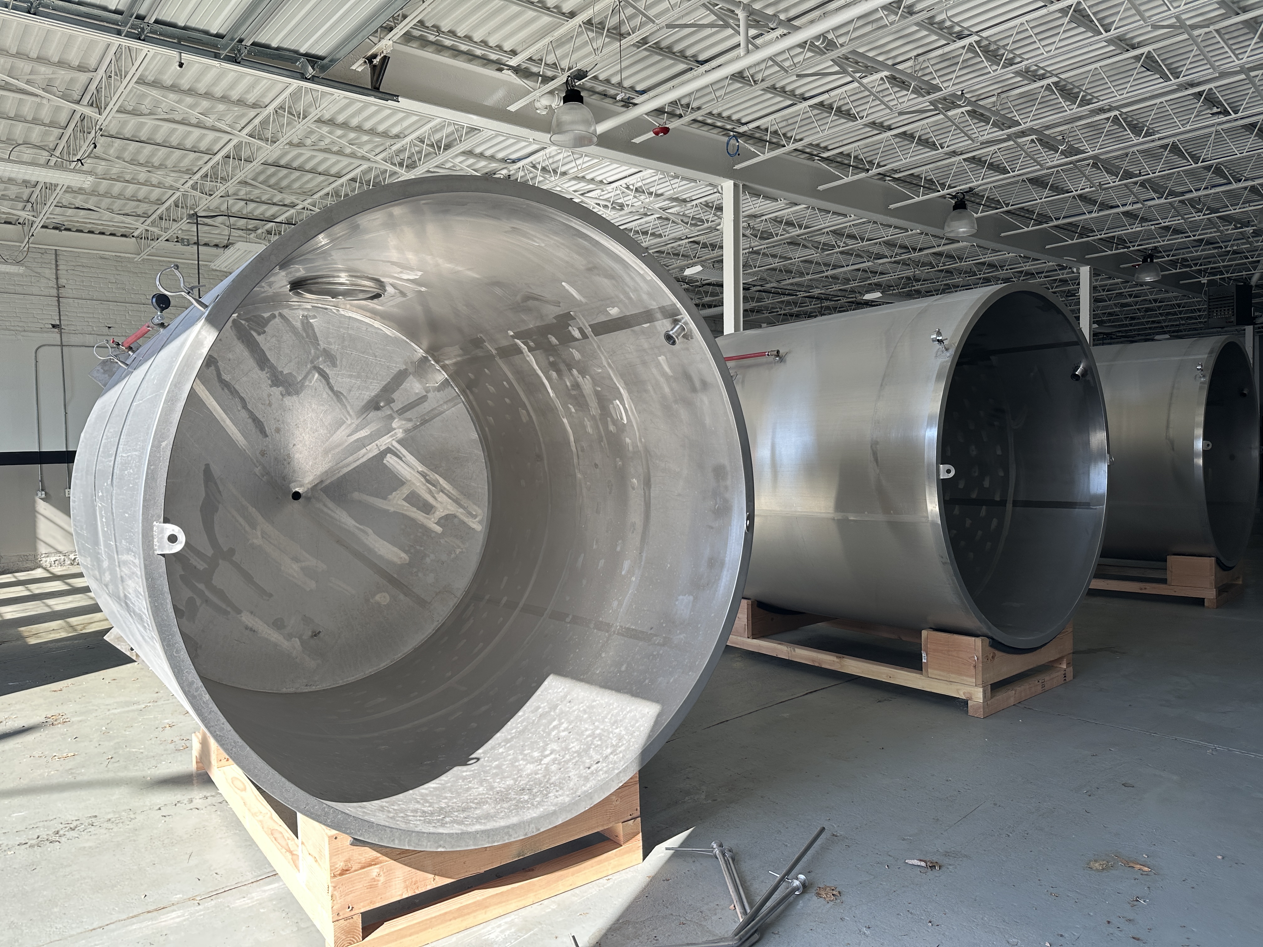 1800 Gallon Fermenter image 4