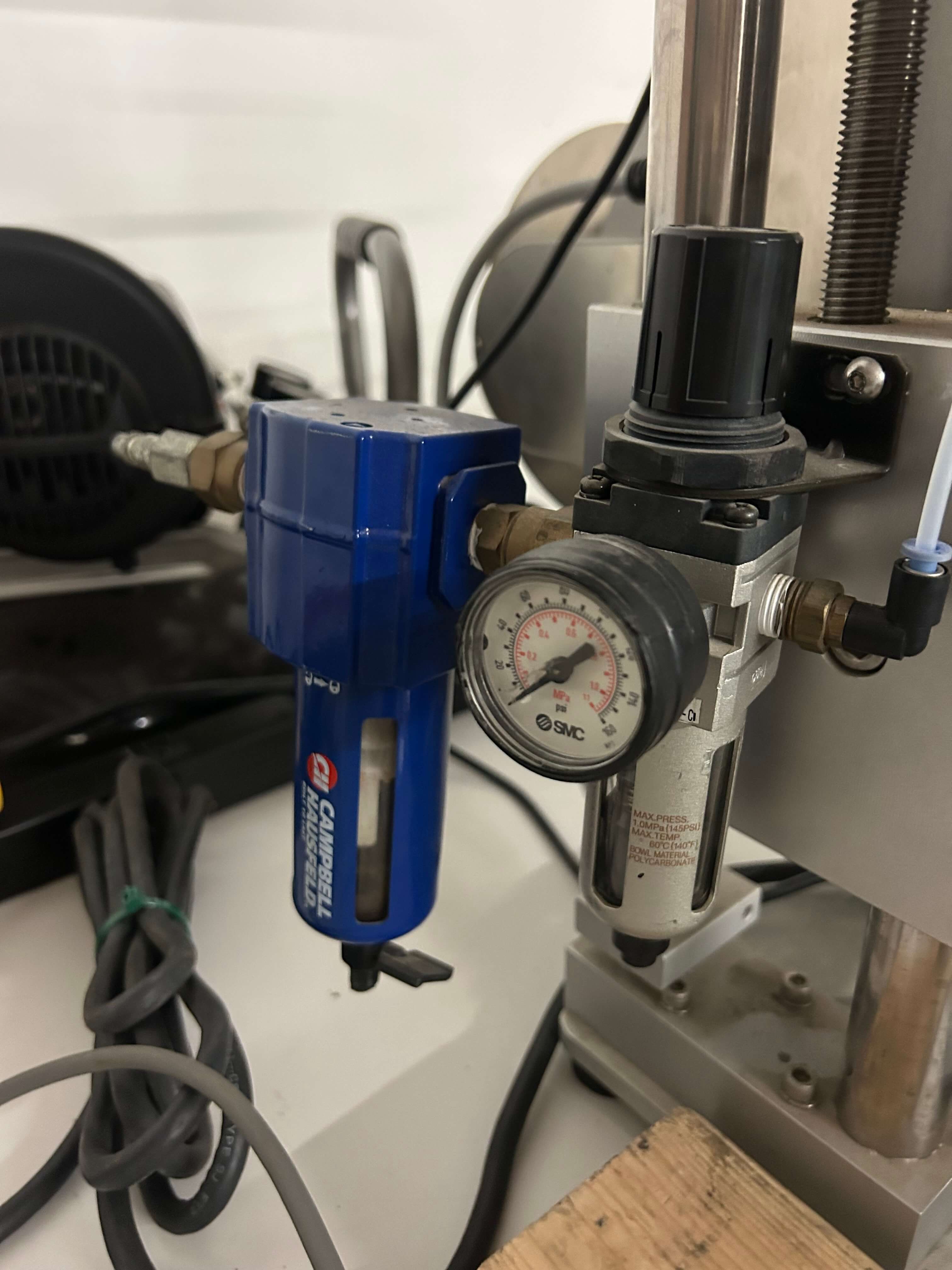 Herma Pressure Sensitive Labeler image 4