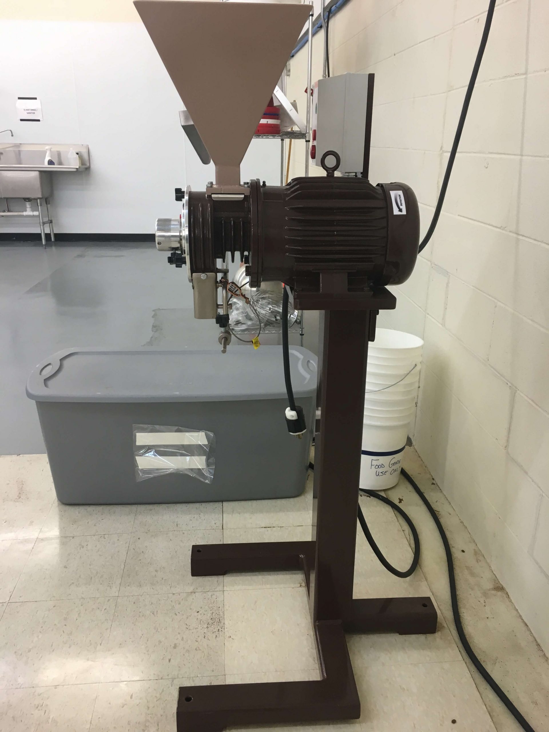 Modern Process GPX Disc-Style Coffee Grinder image 2