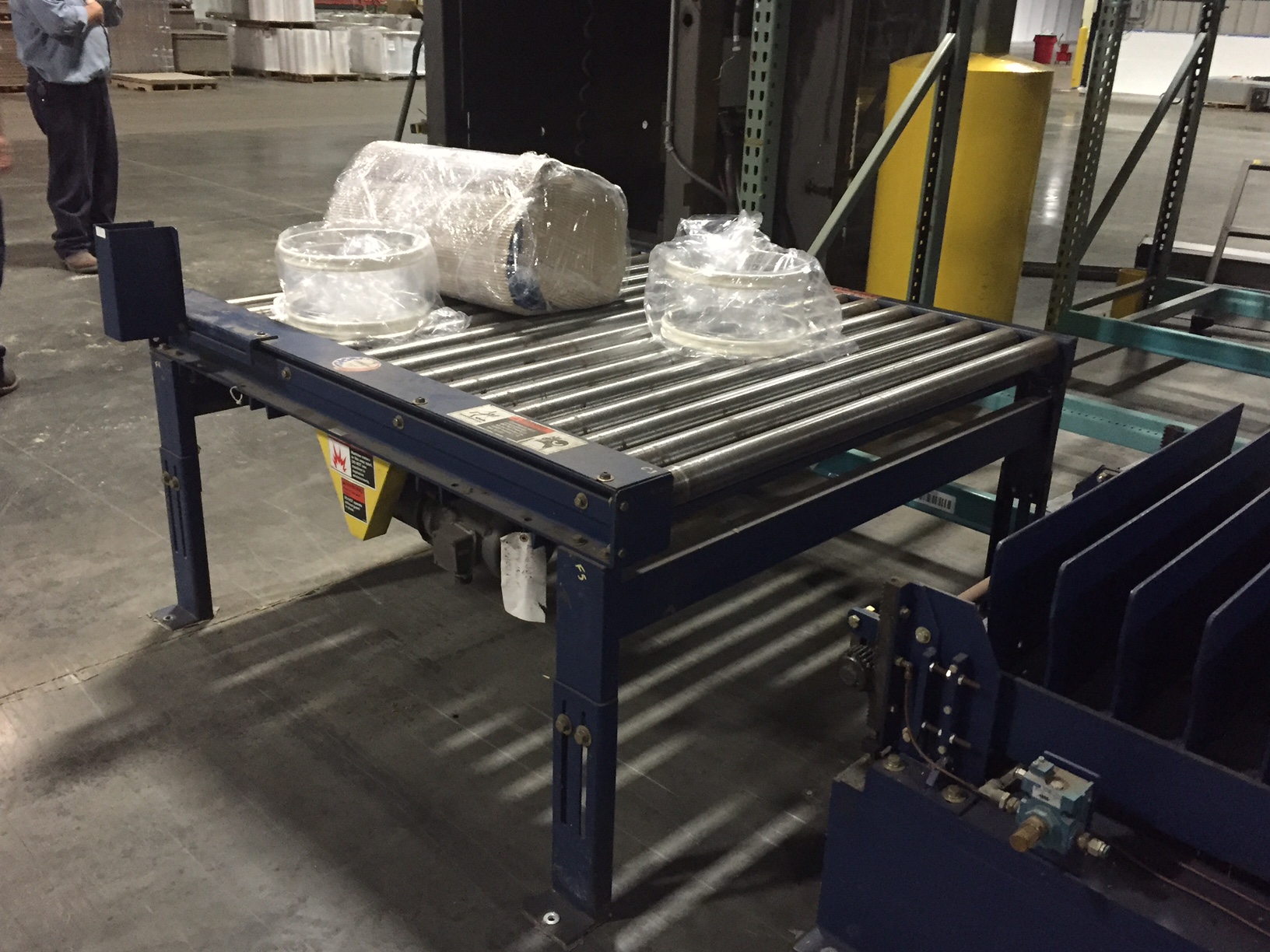 Lantech 2500 Automatic Rotary Pallet Wrapper image 3