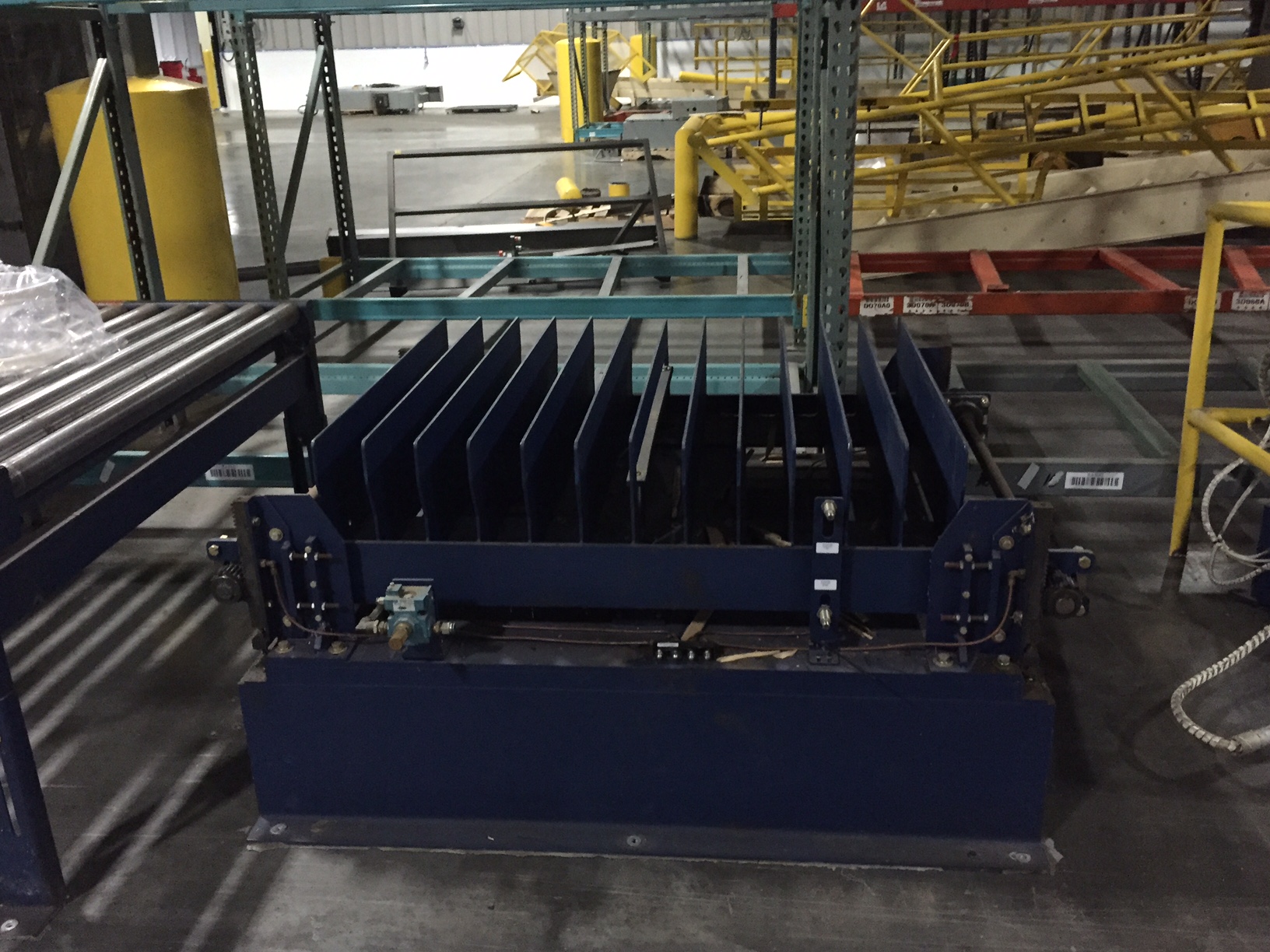 Lantech 2500 Automatic Rotary Pallet Wrapper image 10