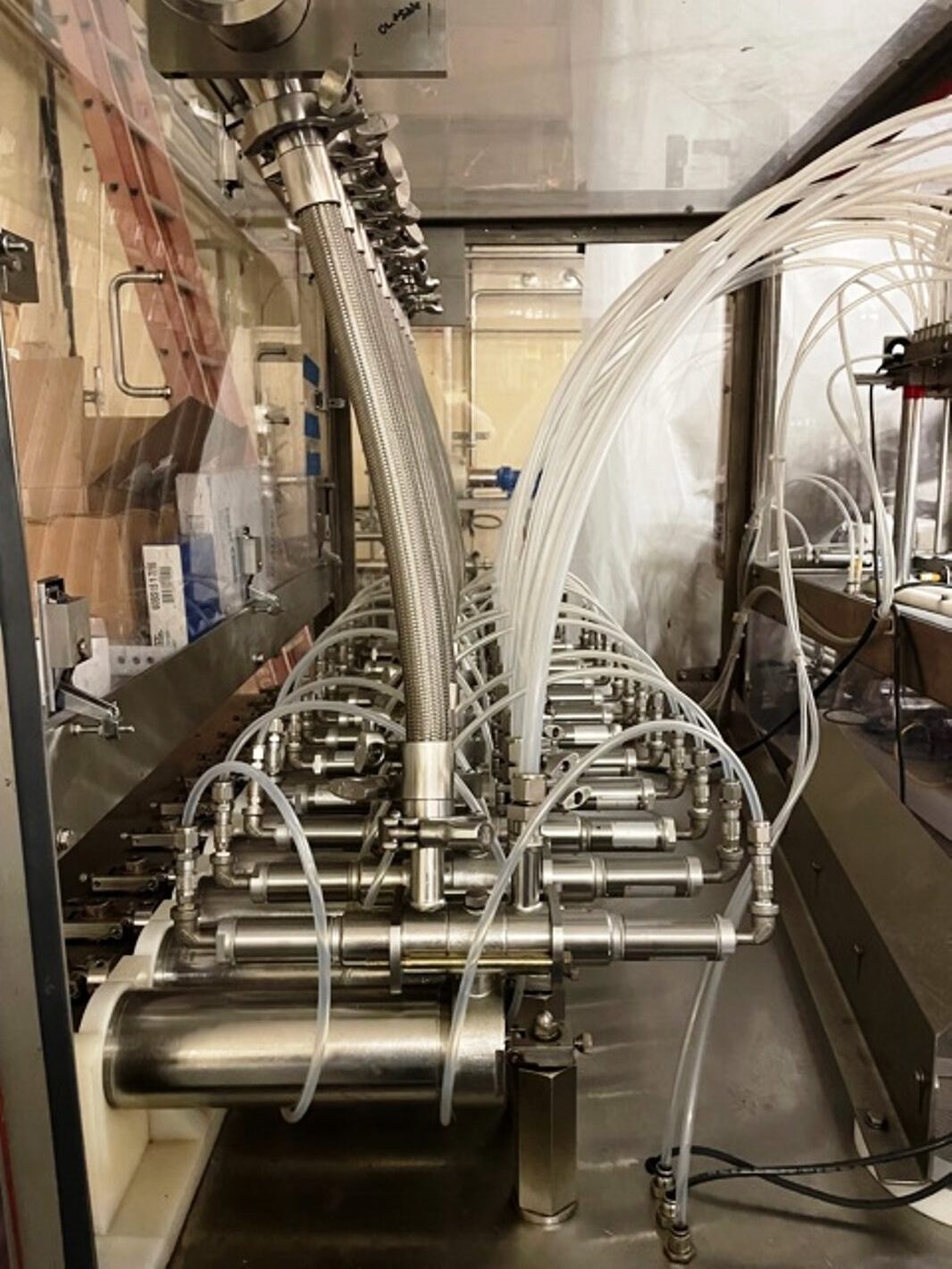 12 HEAD/PACKWEST FITMENT APPLICATOR AND CAPPER image 6