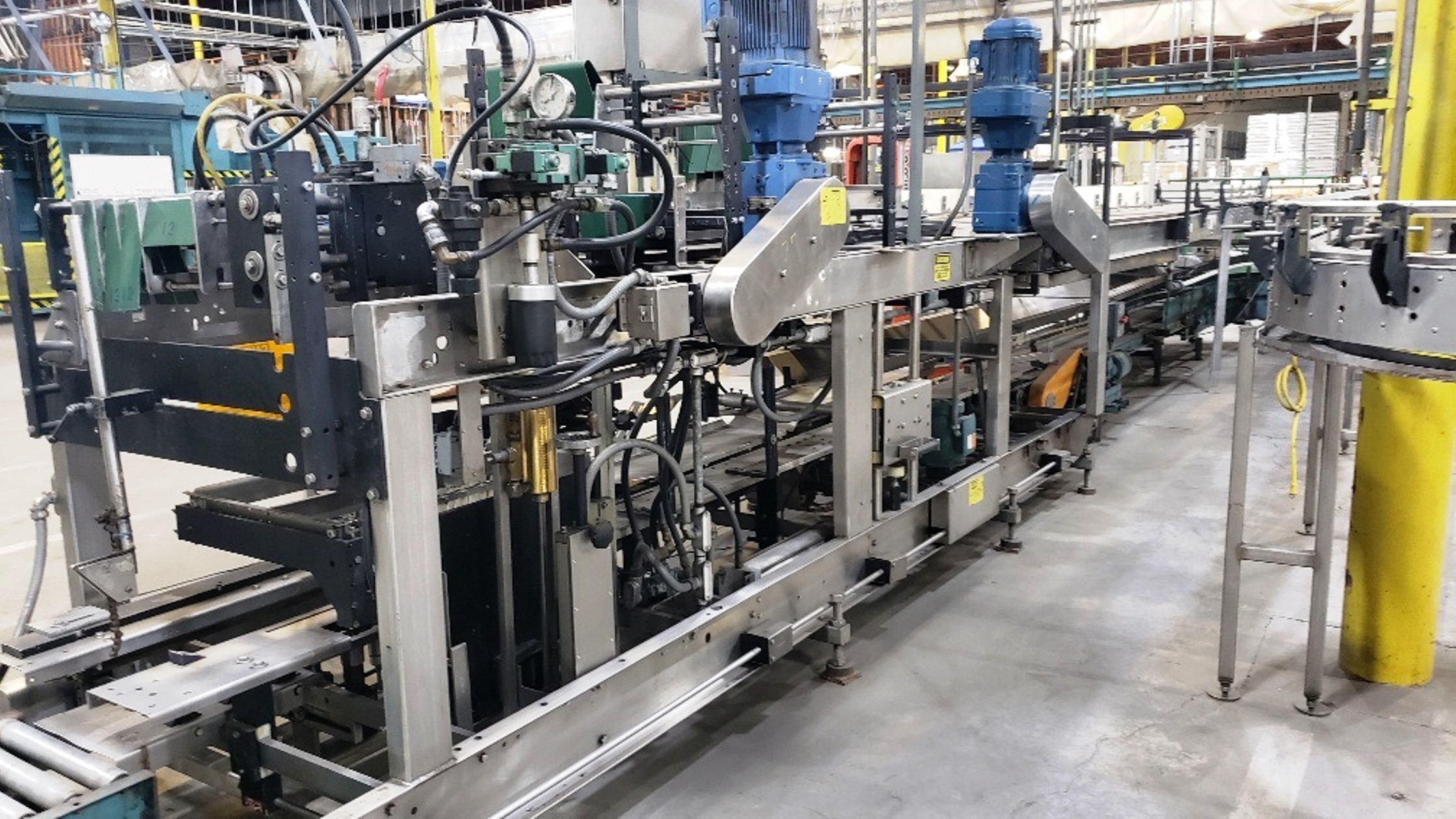 Complete Glass Bottle Line image 7