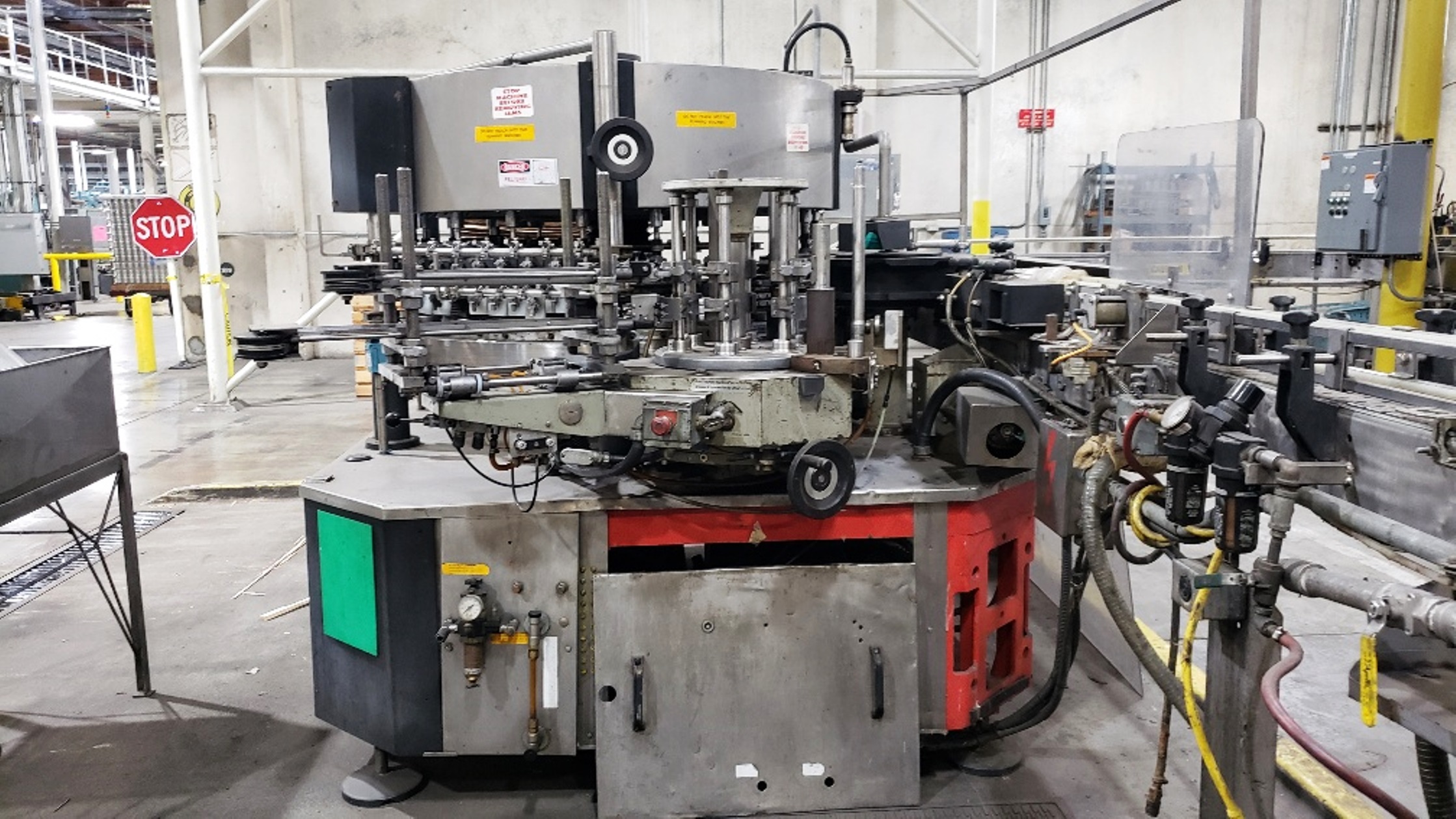 Complete Glass Bottle Line image 10