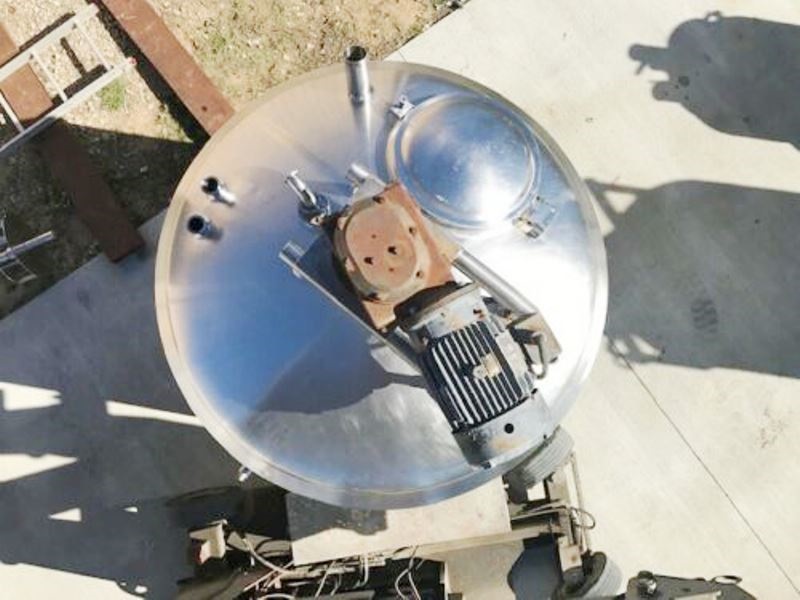 Stainless Steel Jacketed Tank with Agitation image 9