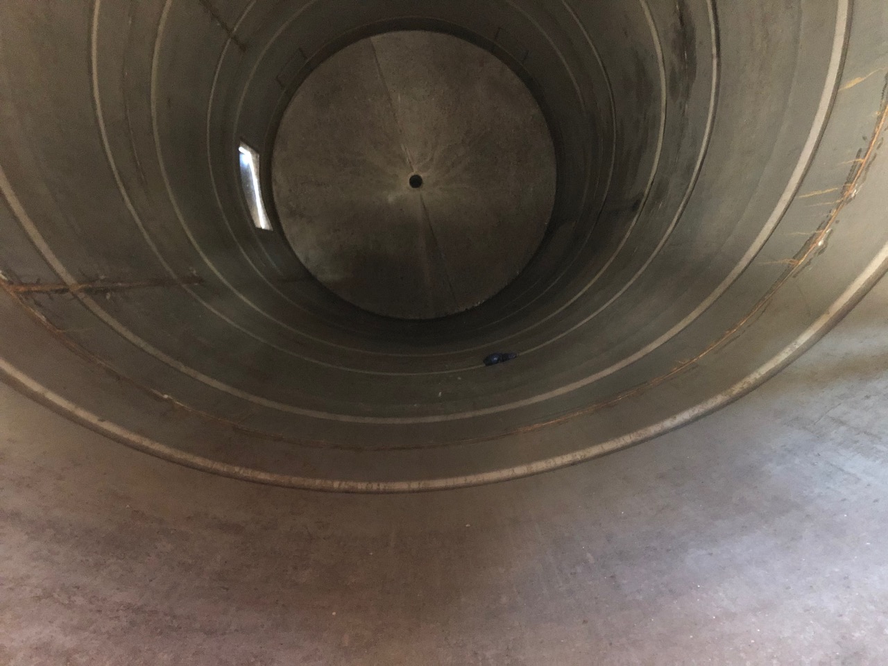7500 Gallon SS Storage Tank image 4