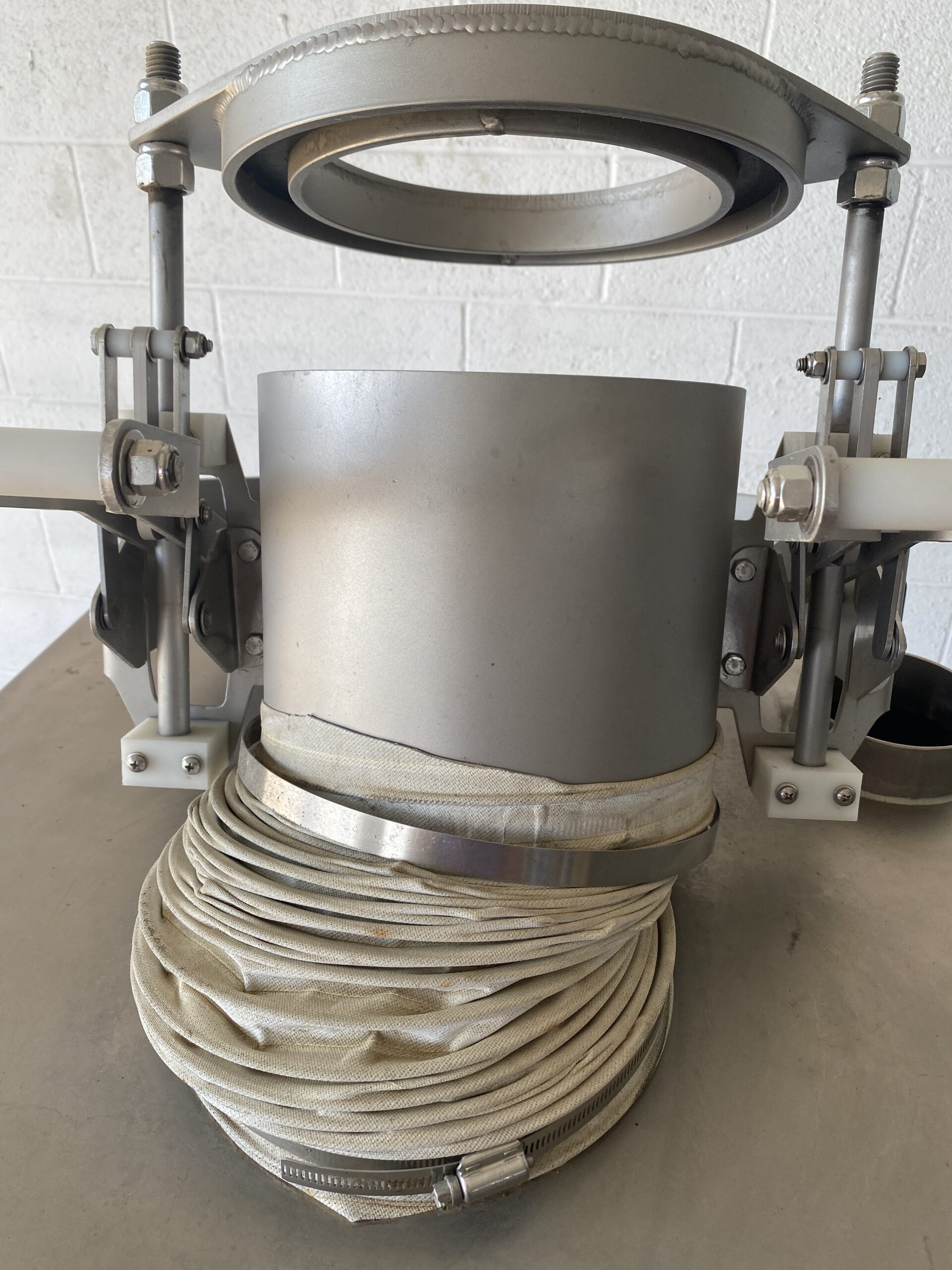 Flexicon Screw Conveyor Hopper image 2